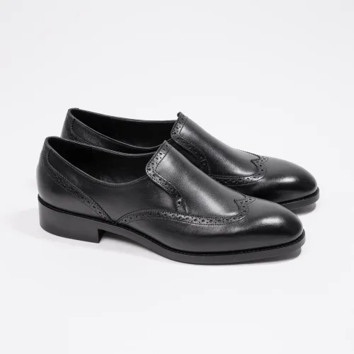 Giày Loafer Wingtip màu đen cao cấp CT Shoes chụp chính diện
